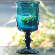 Kosta Boda PROVINCIAL BLUE White Wine 4.8" tall Sweden NEW